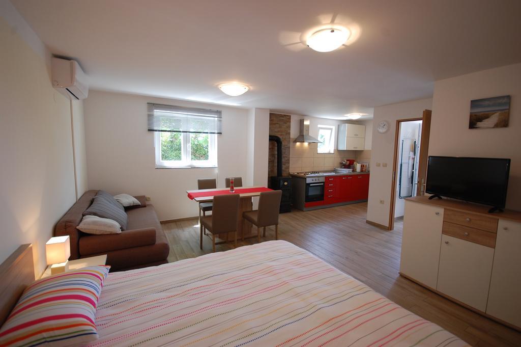 Apartament Bazdaric *